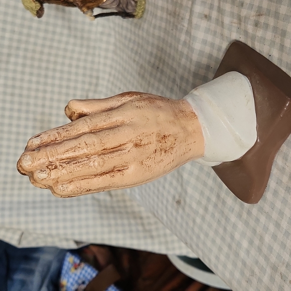 Vintage Chalkware Praying Hands 7 1/2" - Picture 2 of 4